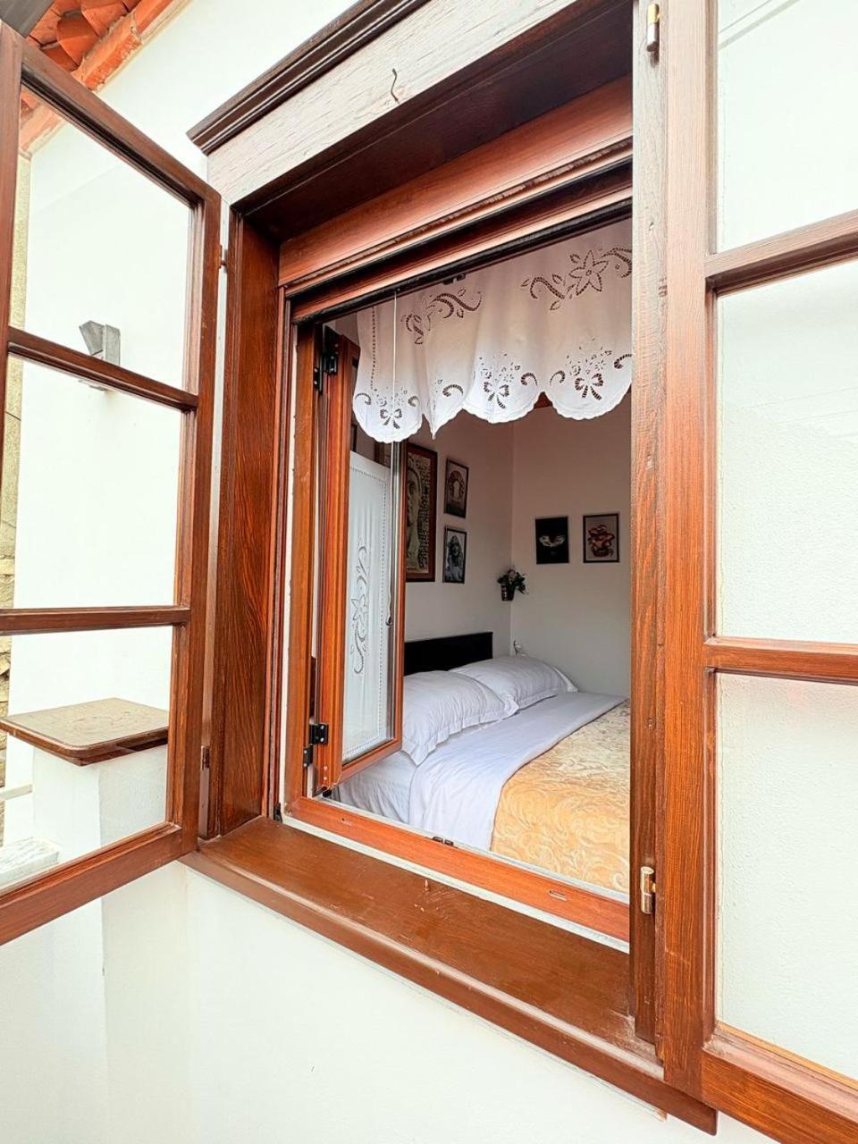 E Skulptorit-unesco Quarter Guest house Berat