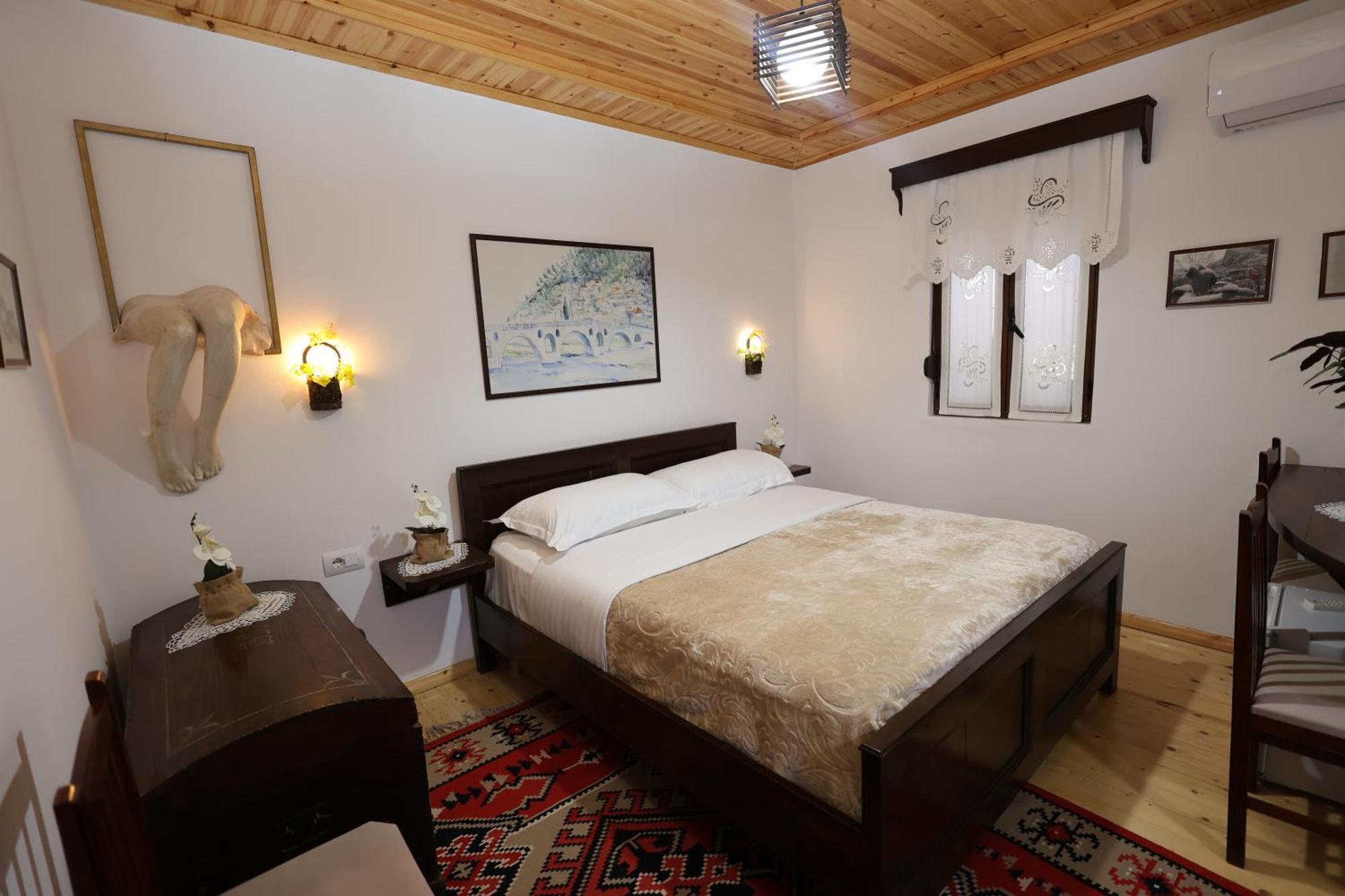 E Skulptorit-unesco Quarter Guest house Berat