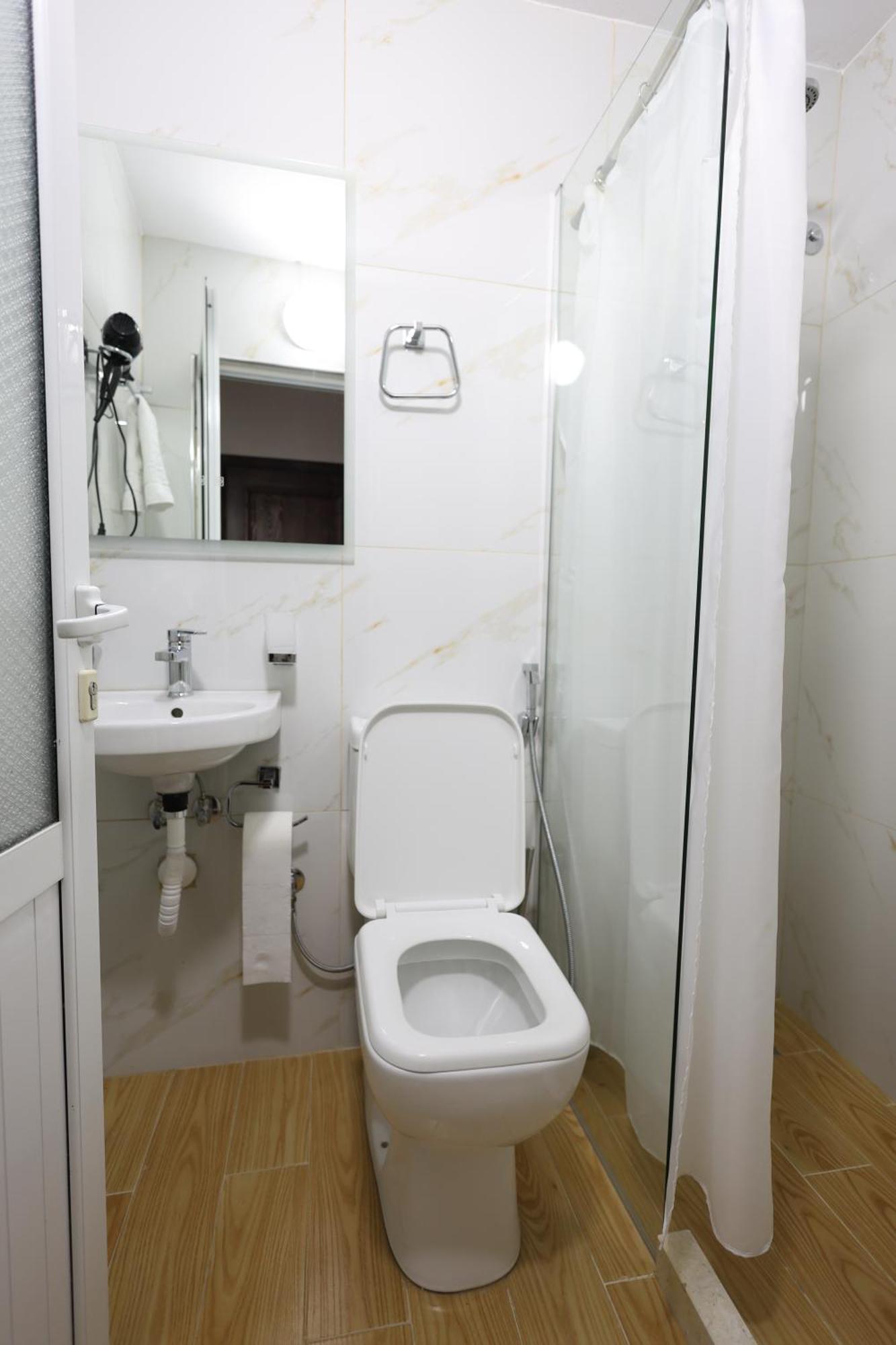 Guest house E Skulptorit-unesco Quarter Berat